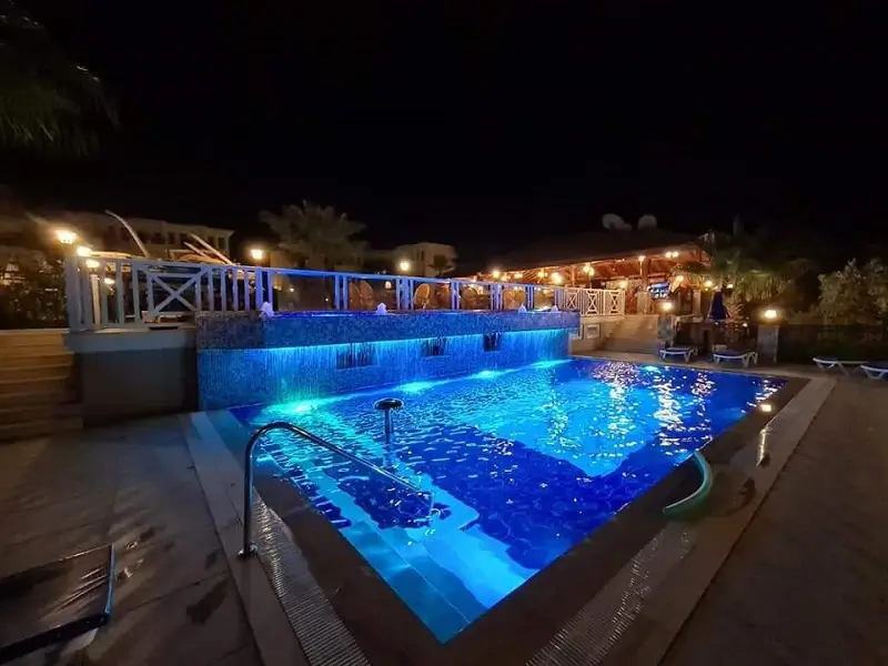 Celay Hotel, photo 3 of 9