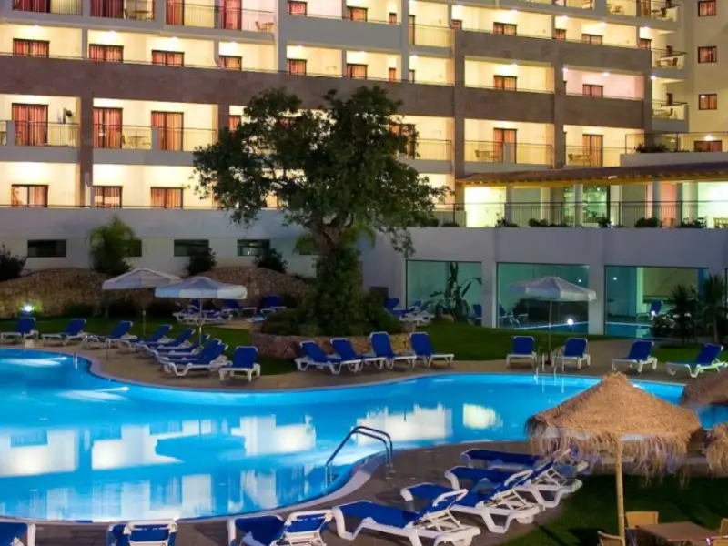 Cerro Mar Atlantic Apartments, photo 2 of 6
