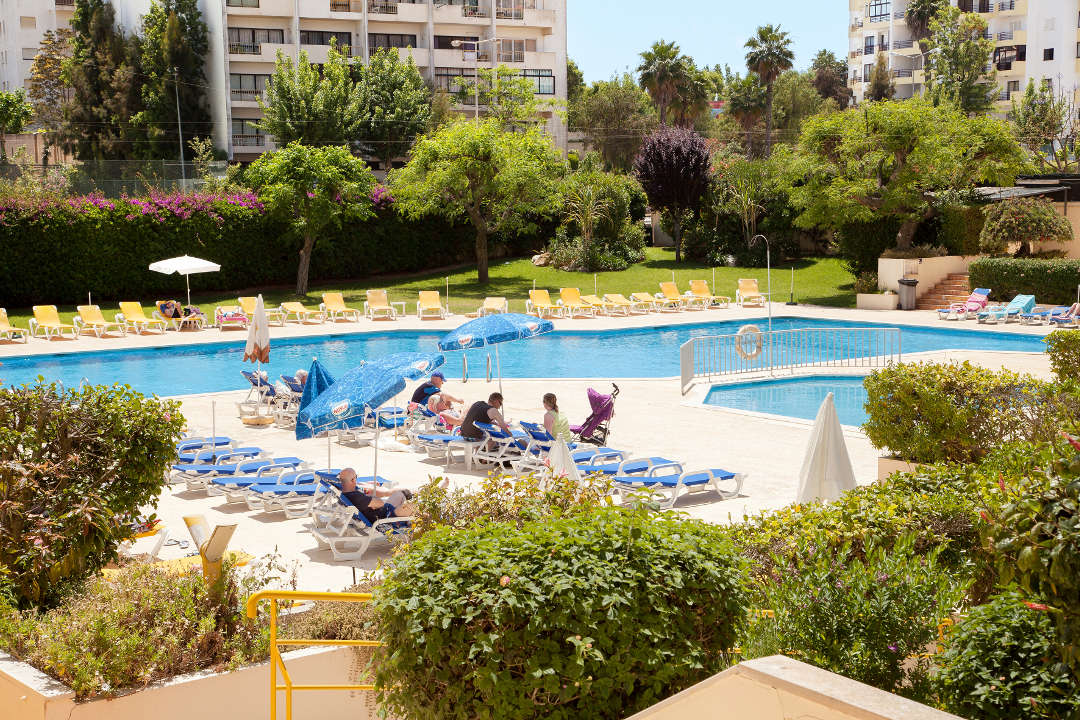 Club Amarilis, photo 2 of 6