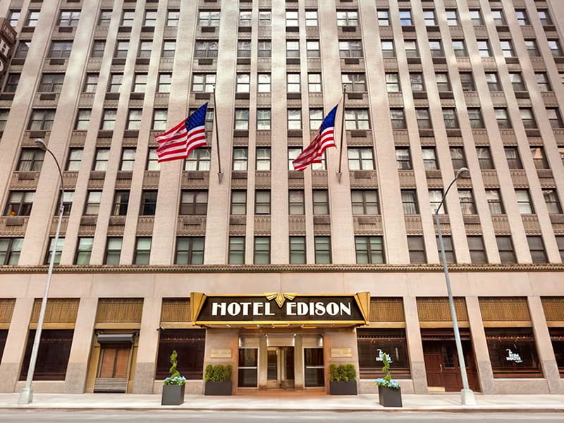 Hotel Edison, photo 2 of 8