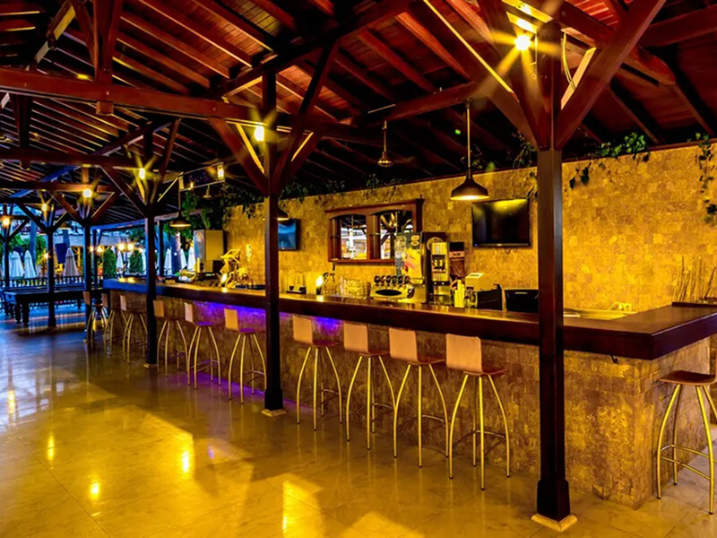 Julian Club Hotel, photo 4 of 7