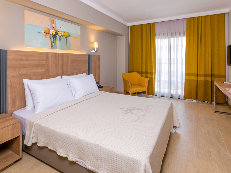Julian Club Hotel, photo 7 of 7