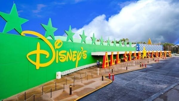 Orlando Disney and Universal, photo 2 of 5