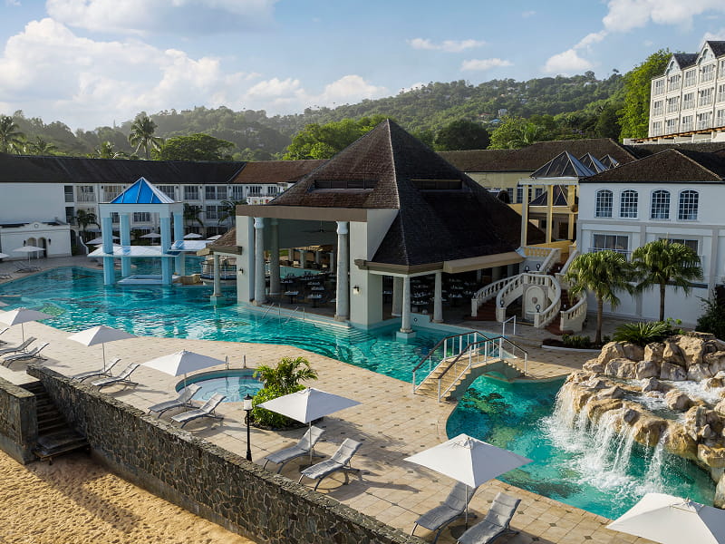 Sandals Regency La Toc, photo 3 of 10