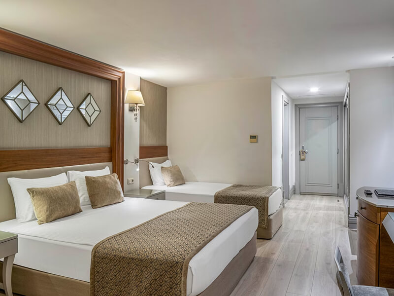 Side Star Resort, photo 14 of 17