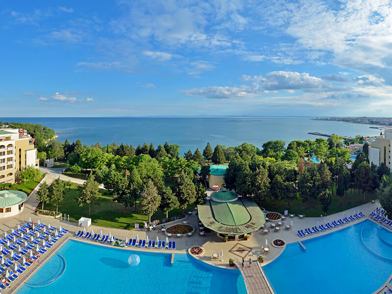 Sol Nessebar Resort, photo 2 of 11