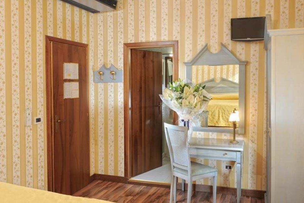 Tintoretto Hotel, photo 4 of 5